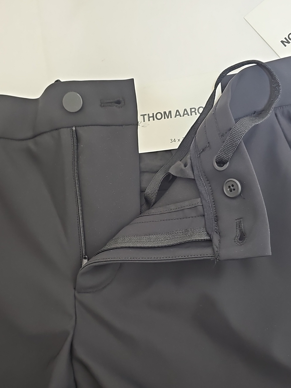 Thom Aaron Men's Commuter Tech Black Joggers Performance - Picture 7 of 10